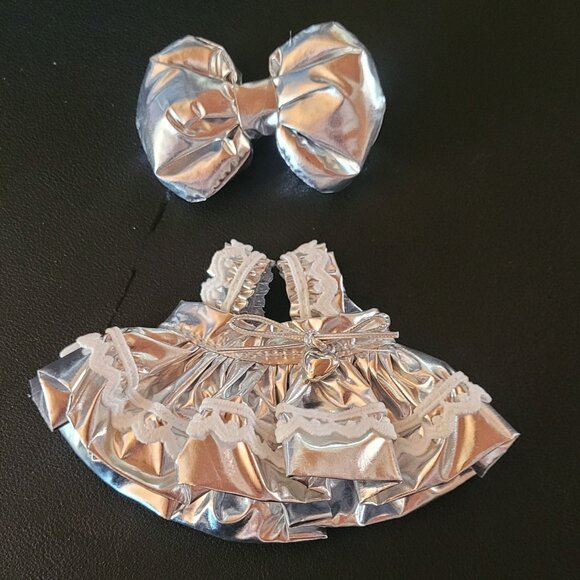 Labubu Silver metallic dress and bow outfit 2 pc no doll - Picture 9 of 10
